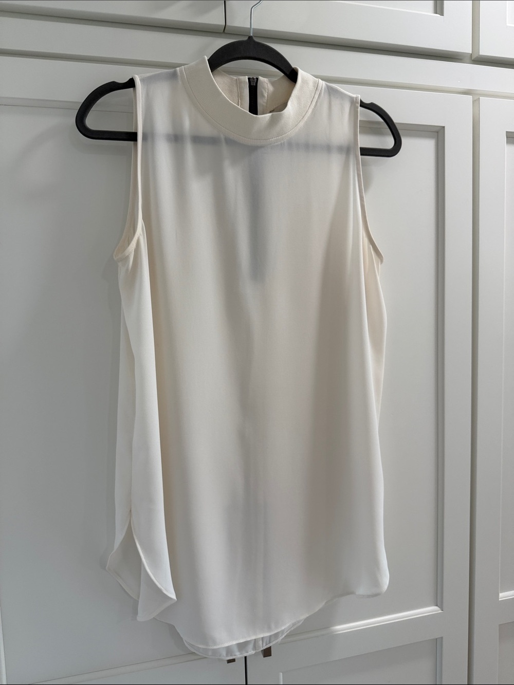 LOFT Cream Sleeveless Mock Neck Chiffon Camisole
